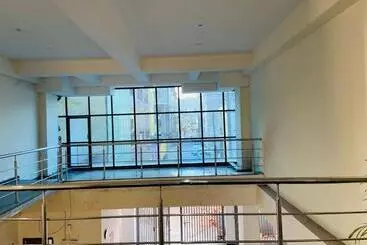 ユースホステル Abuzz Oxfordcaps Cedar Homes