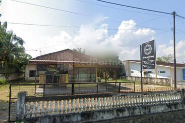 Hotel Guest House 88 Lahat Redpartner