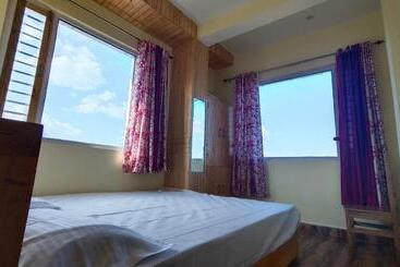 Hotel Hardik Home Stay