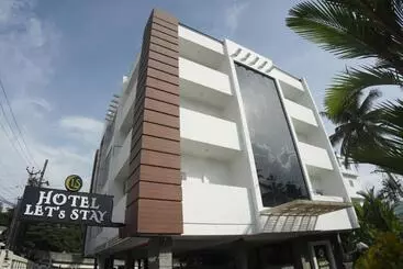 ホテル Lets Stay