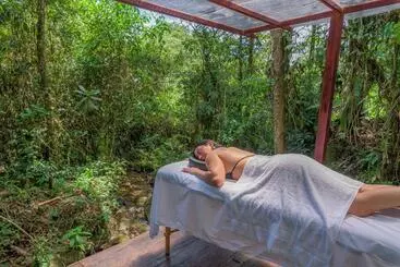 ホテル Cedro Amazon Lodge