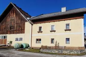 Neufangbauer, Familie Sabine Und Peter Hauser