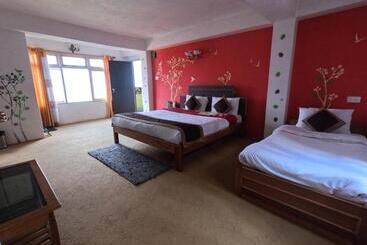 Hotelli The Ace Pine Valley