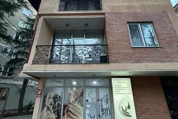 پانسیون Guesthouse Gamsaxurdia