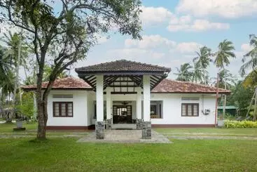 Majatalo Sathmin Villa