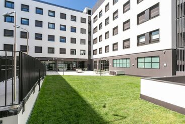 هاستل Micampus Salcedo Student Residence