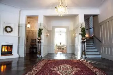 Aamiaismajoitus (B&B) Långbro Gård I Mölnbo