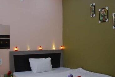 Hotell Adarsh Palace