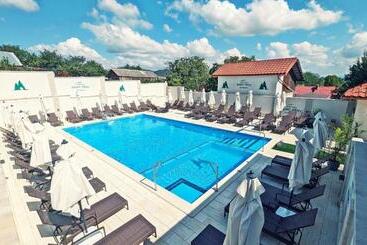 Hotel Parc Pini Resort