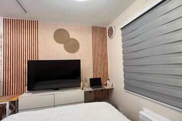 מלון דירות Studio Unit 8 Spatial Condo