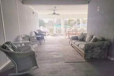 Hotelli Beaufort Harbour Suites And Lodges