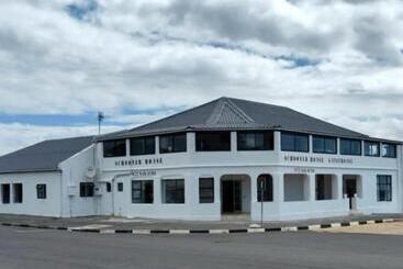 Majatalo Schooner House
