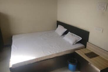 Jk Restaurant & Hotel,tikamgarh