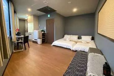 Hotelli Tomi Home 2f
