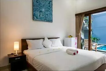ペンション Canggu Ocean House/pink. By Walk To The Beach!