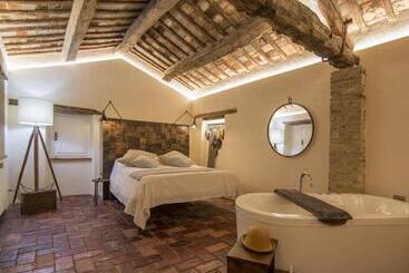 تختخواب و صبحانه Tuttomio Suite Con Idromassaggio