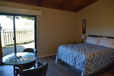 酒店 Fort Ross Lodge