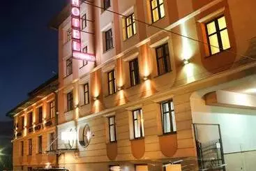 ホテル Panorama Nowy Sącz