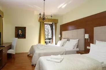 Hotel Penzion Zaka