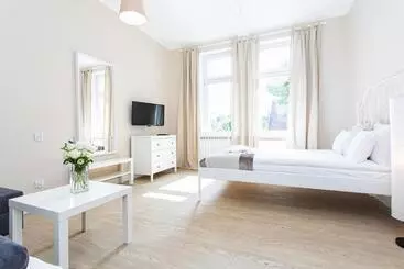 Hotel Riviera Rooms