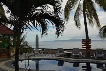 Pensjonat Segara Wangi Beach Cottages