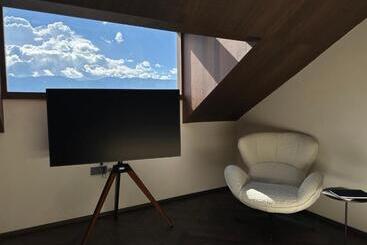 大理安汋海景酒店