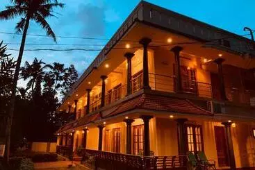 Aparthotel Surendram Villa
