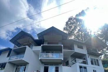 Elenji Revive Resort