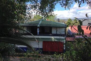 پانسیون 2003 Hotelelcacique 2013 Sjoairportlodge 2019 Coffee Bean Lodge