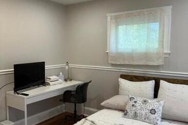 بنسيون Charming Room