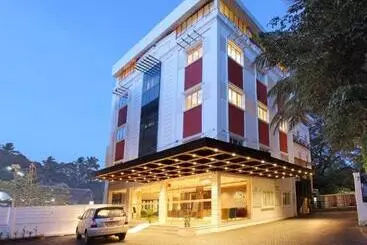 Hotelli National Park Residency