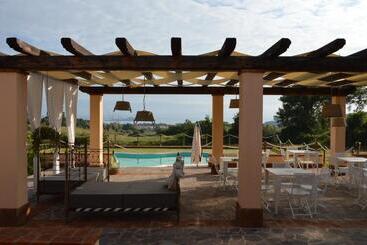 ベッドアンドブレックファースト La Collina Di Montecchio