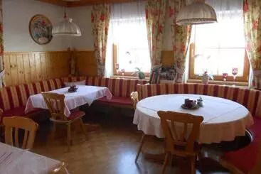 Majatalo Gästehaus Macheiner
