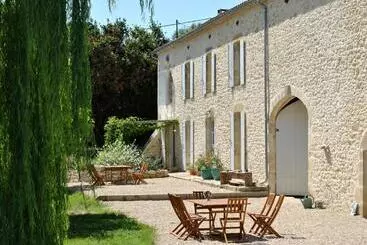 Majatalo Les Foucauds