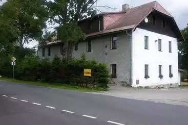 Majatalo Penzion Vozzýk