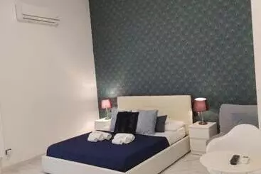 تختخواب و صبحانه Domus Luigi Leone 2