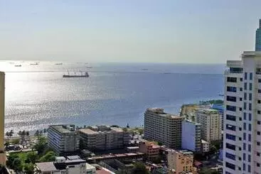 Hotel 60 Percent Off Deluxe Ocean View Rooms Free Pool And Free Sauna Access Included Perfect Location Nea