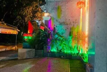 ホテル Trung Bảo