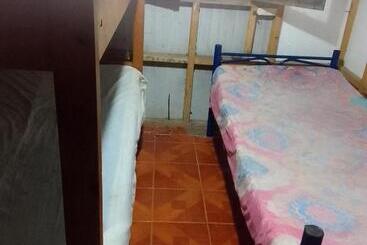 Albergue Solo Para Dormir Chocota Horcón