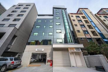 Hotel Mono