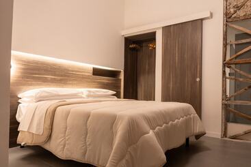 تختخواب و صبحانه Dimora Rhea