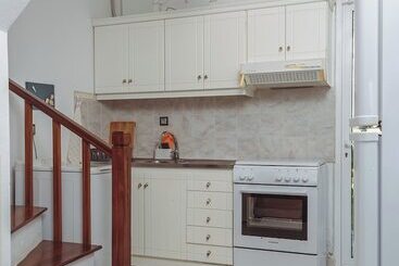 Apart Otel Mola Kalyva Suites