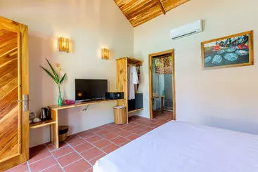 Hillside Village Resort