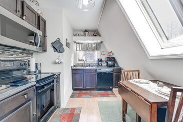 بيت ريفى Charming Franklin Cabin With Deck: Stunning Views!