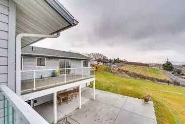 Mökkimajoitus East Wenatchee Home ~ 2 Mi To Columbia River!