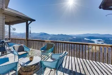 Mökkimajoitus Hayesville Home W/ Hot Tub + Mountain Views!