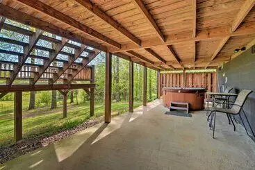 Mökkimajoitus Cozy Trenton Cabin W/ Spa ~15 Mi To Lookout Mtn!