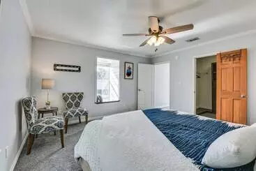 コテージ Family Friendly Duplex 6 Mi To Fort Walton Beach!