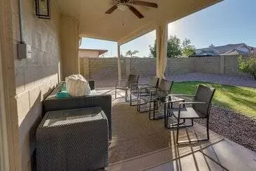 Mökkimajoitus Pet Friendly Peoria Home Near State Farm Stadium!