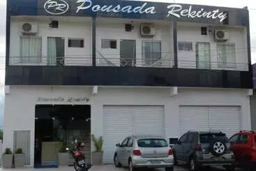 ユースホステル Pousada Rekinty